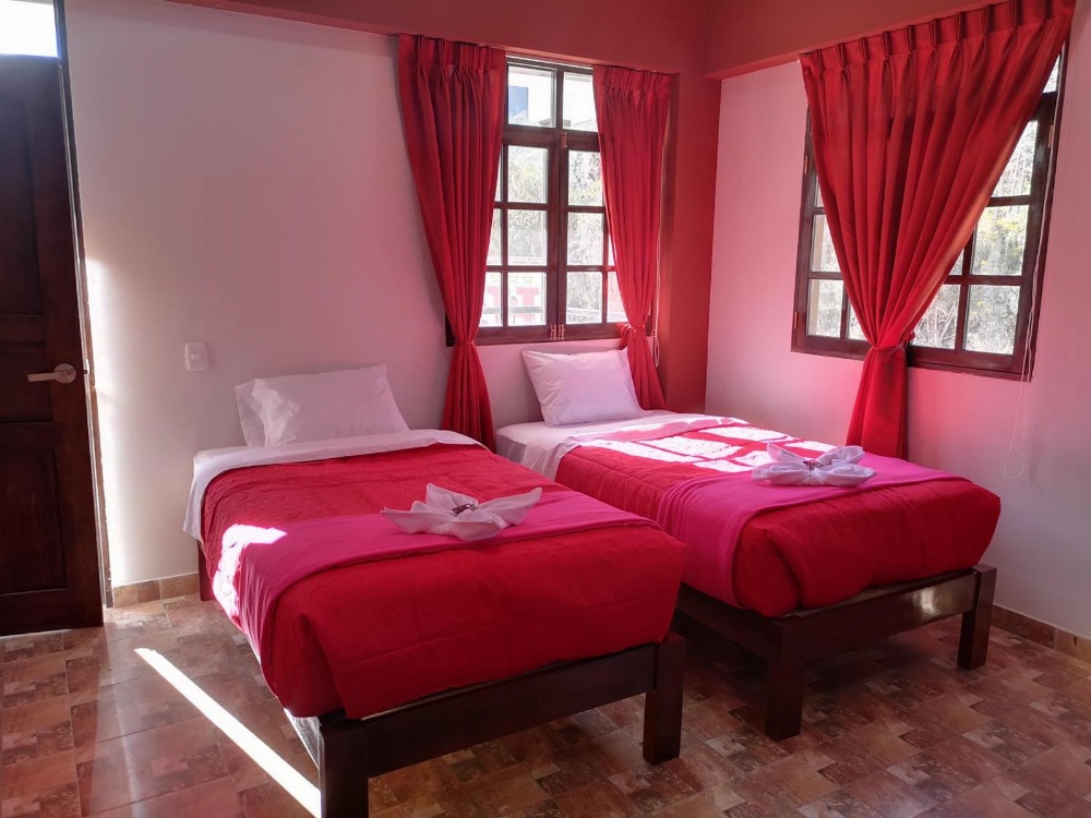 Los Wayruros de Anita Ollantaytambo Main image